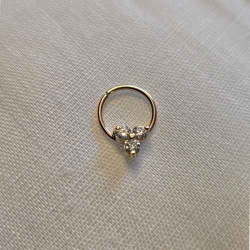 Seamless Ring with Round Moissanite Tri-Flower Setting in 14K Solid Gold